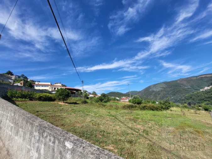Terreno para Venda em Torres do Mondego