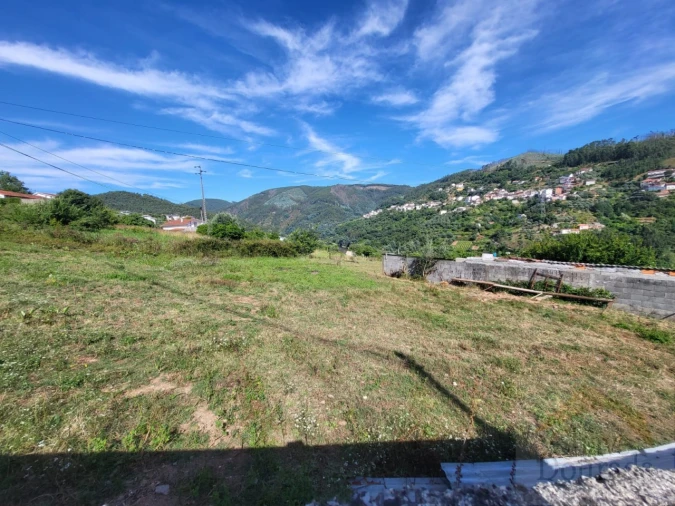 Terreno para Venda em Torres do Mondego Foto 4