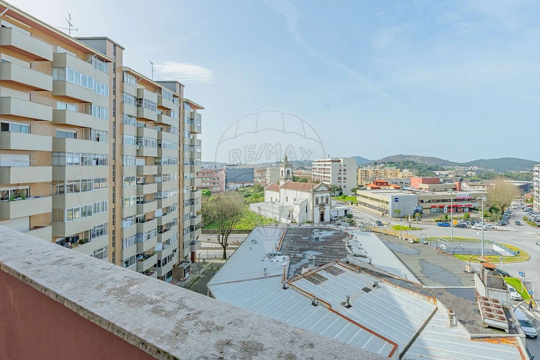Apartamento T3 para Venda em Braga (Maximinos, Sé e Cividade) Foto 9