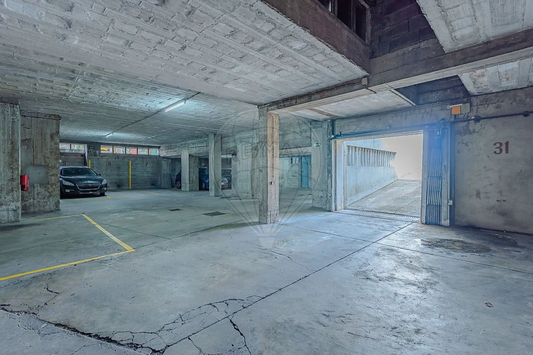 Apartamento T3 para Venda em Braga (Maximinos, Sé e Cividade) Foto 30