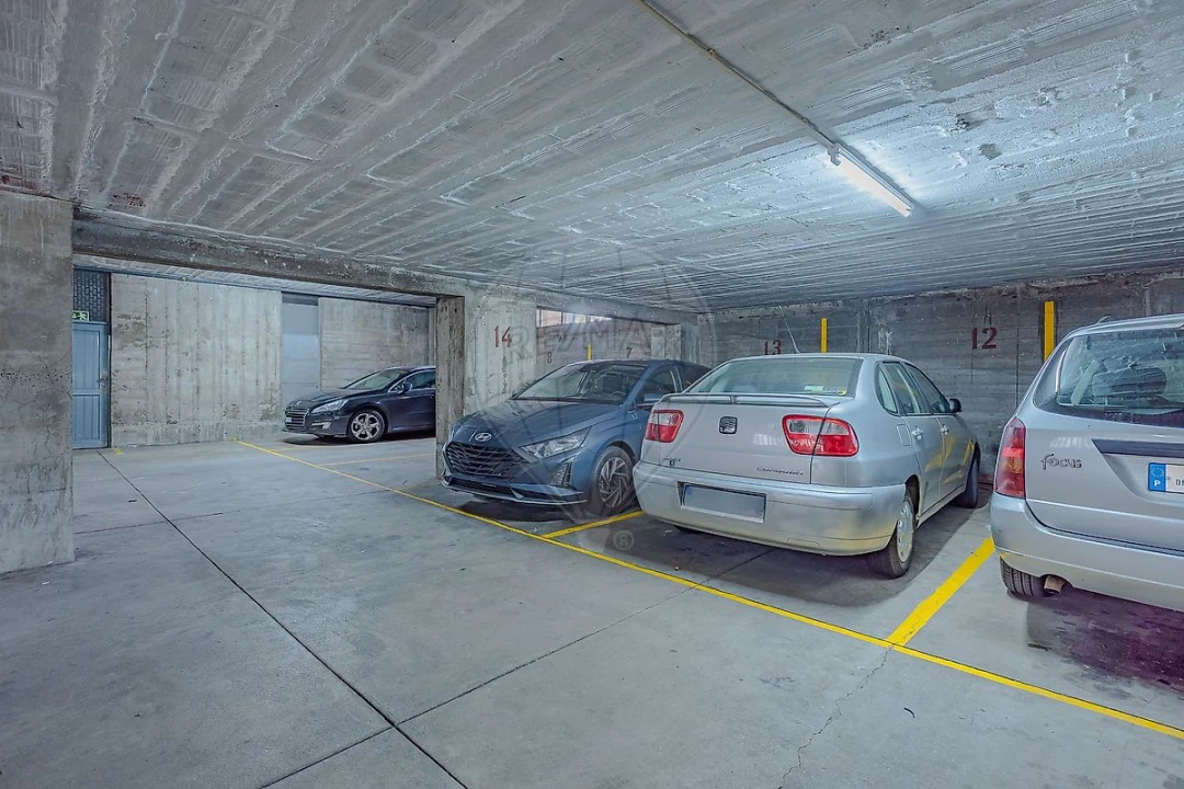 Apartamento T3 para Venda em Braga (Maximinos, Sé e Cividade) Foto 29