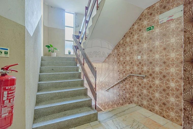 Apartamento T3 para Venda em Braga (Maximinos, Sé e Cividade) Foto 4