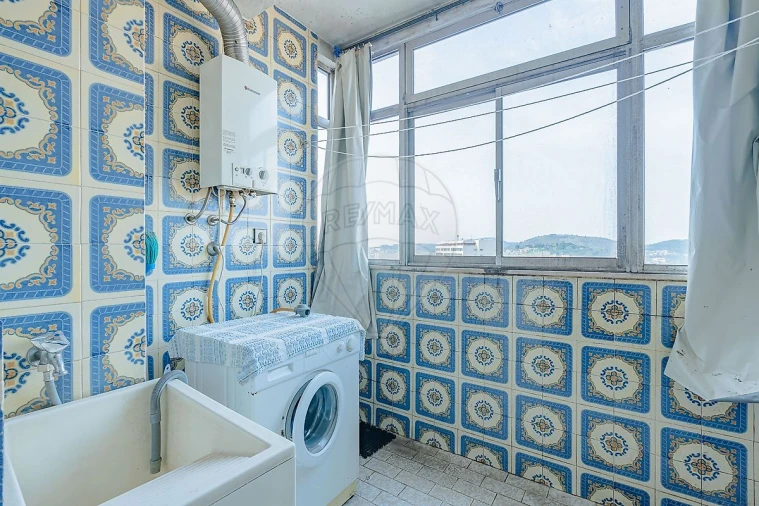 Apartamento T3 para Venda em Braga (Maximinos, Sé e Cividade) Foto 14