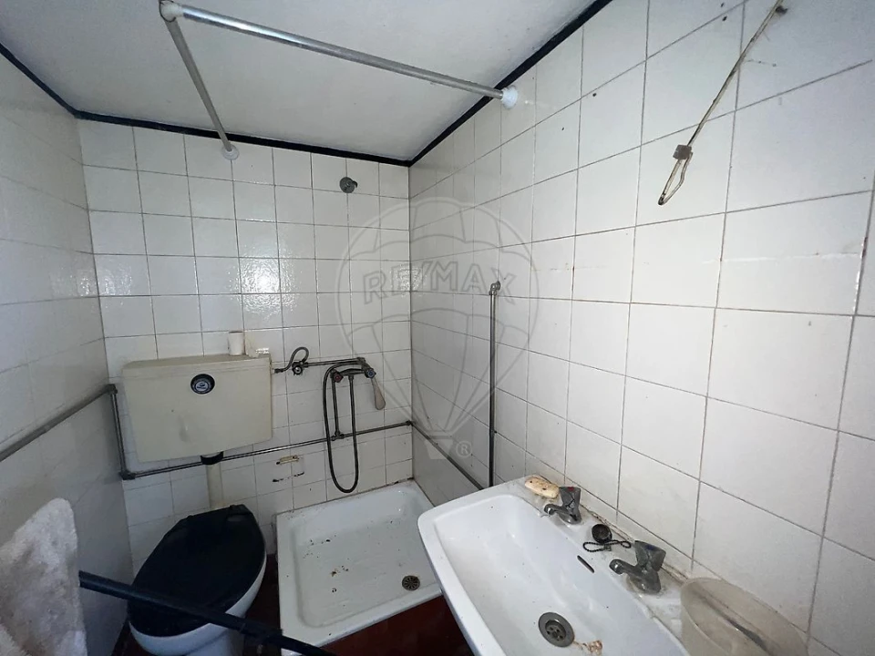 Moradia T2 para Venda em Gulpilhares e Valadares Foto 1