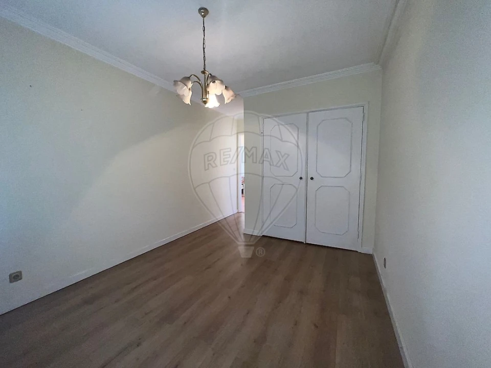 Moradia T2 para Venda em Gulpilhares e Valadares Foto 34