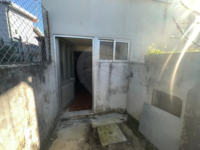 Moradia T2 para Venda em Gulpilhares e Valadares Foto 4