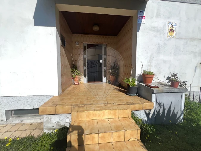 Moradia T2 para Venda em Gulpilhares e Valadares Foto 24