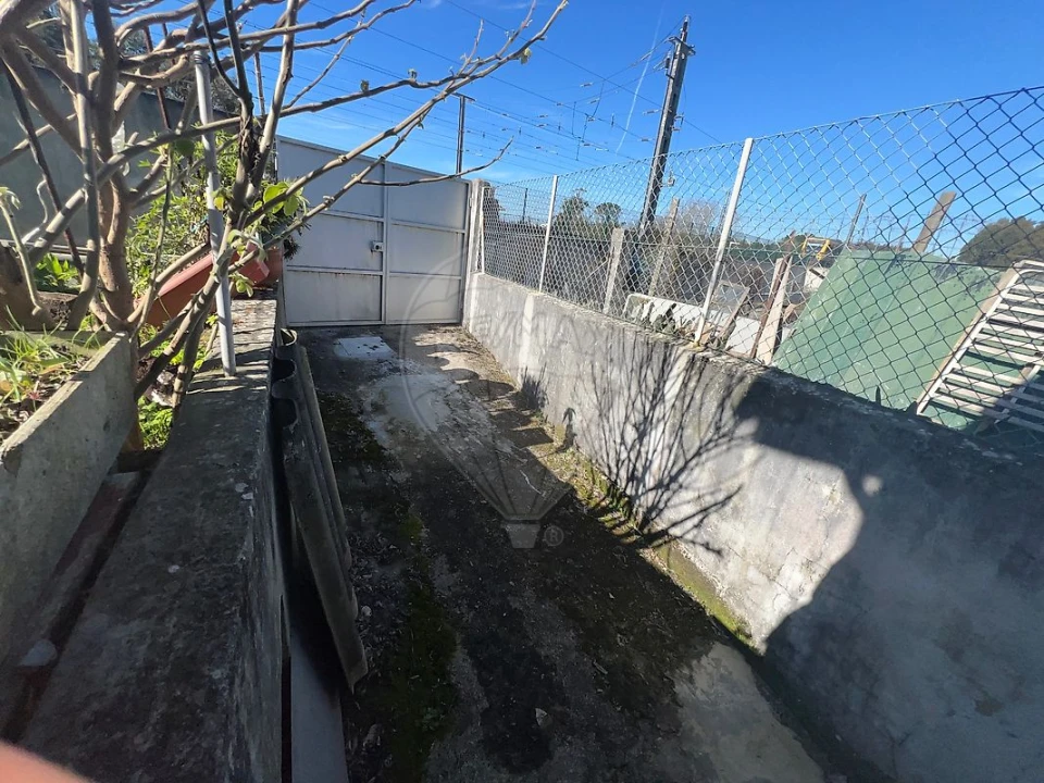 Moradia T2 para Venda em Gulpilhares e Valadares Foto 16