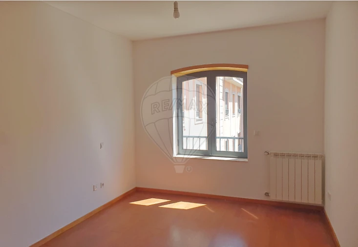 Apartamento T2 para Venda em Oliveira do Douro Foto 8