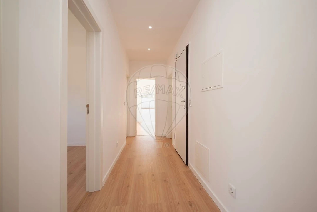 Apartamento T3 para Venda em Caparica e Trafaria Foto 4