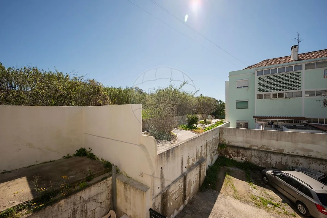 Apartamento T3 para Venda em Caparica e Trafaria Foto 25