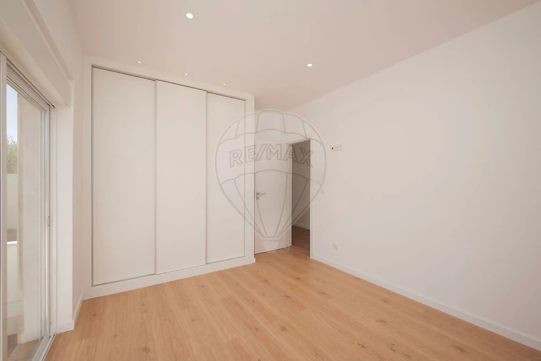 Apartamento T3 para Venda em Caparica e Trafaria Foto 15