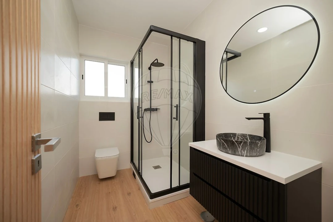 Apartamento T3 para Venda em Caparica e Trafaria Foto 21