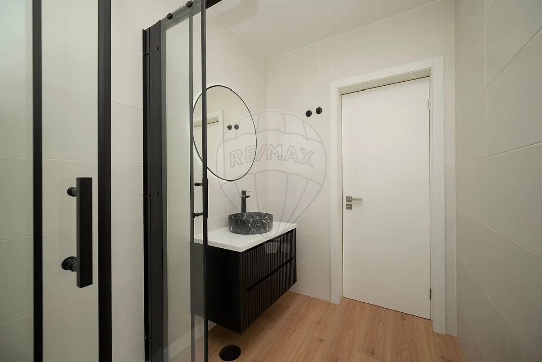 Apartamento T3 para Venda em Caparica e Trafaria Foto 23