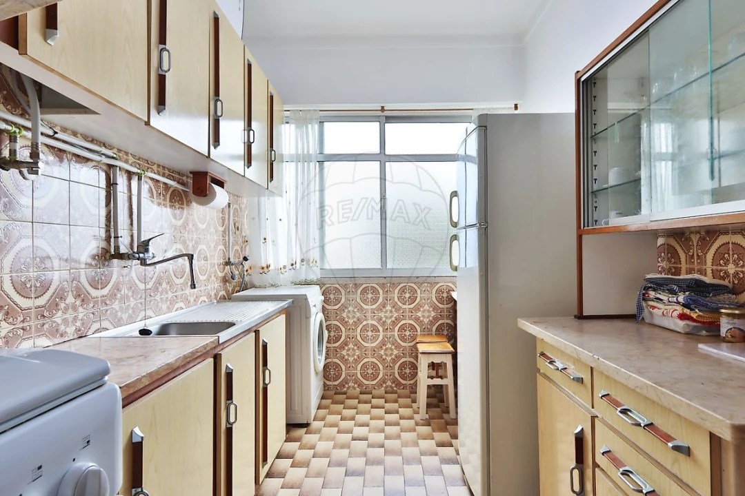 Apartamento T2 para Venda em Águas Livres Foto 1