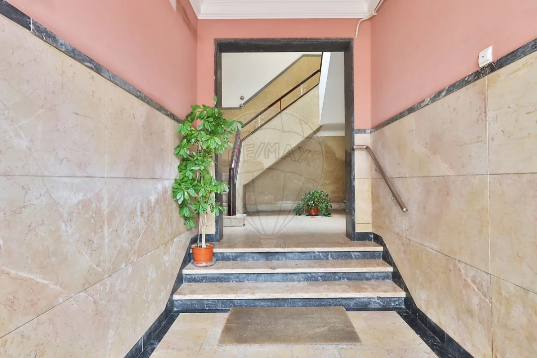 Apartamento T2 para Venda em Águas Livres Foto 18