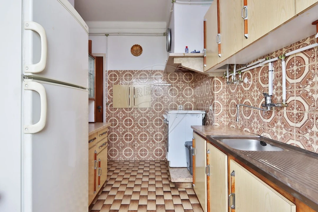 Apartamento T2 para Venda em Águas Livres Foto 6