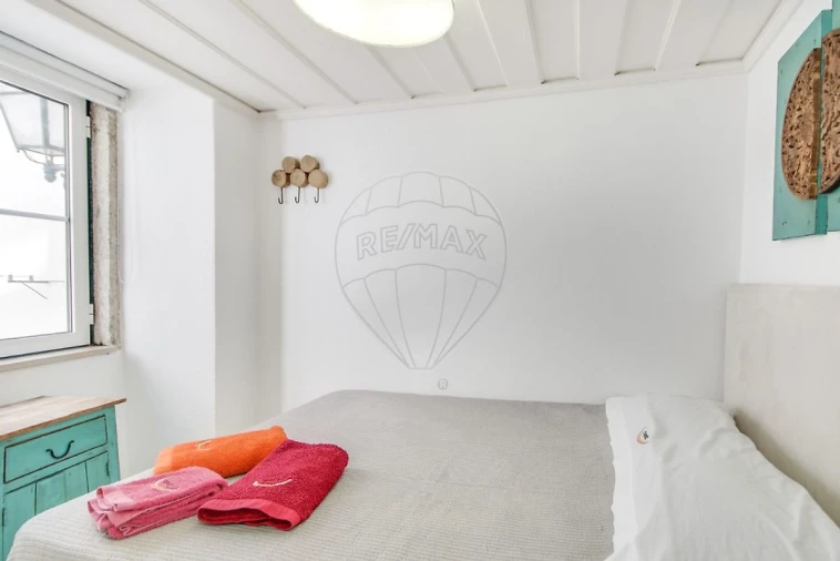 Apartamento T1 para Arrendamento em Santa Maria Maior Foto 5