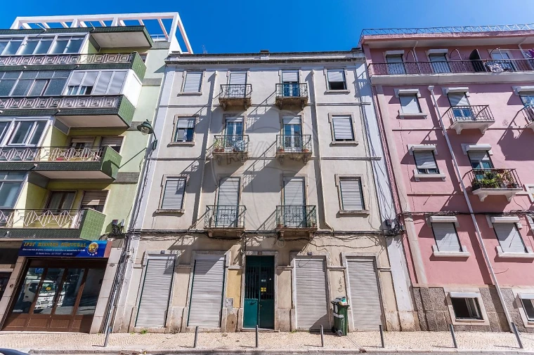 Apartamento T2 para Arrendamento em Penha de França Foto 6