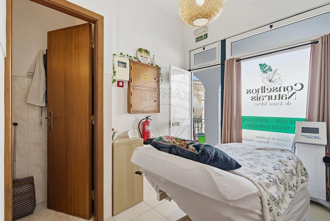 Loja para Venda em Enxara do Bispo, Gradil e Vila Franca do Rosário Foto 11