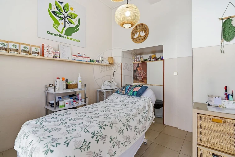 Loja para Venda em Enxara do Bispo, Gradil e Vila Franca do Rosário Foto 6