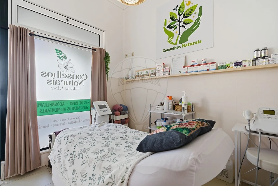 Loja para Venda em Enxara do Bispo, Gradil e Vila Franca do Rosário Foto 9