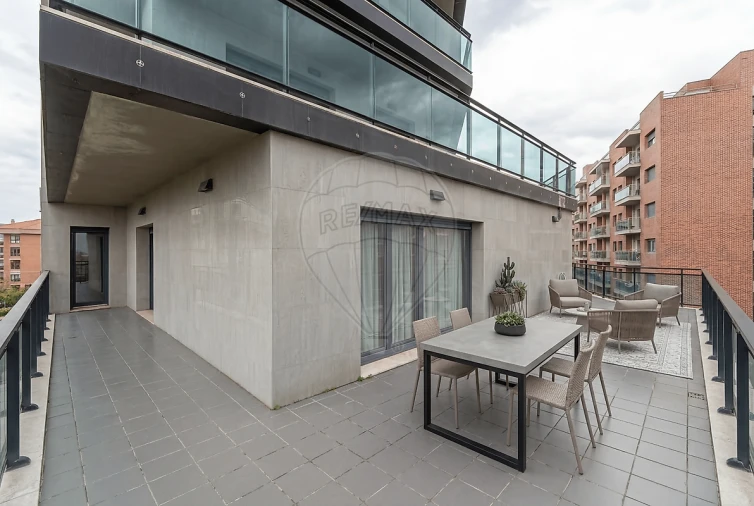 Apartamento T4 para Venda em Alverca do Ribatejo e Sobralinho Foto 9