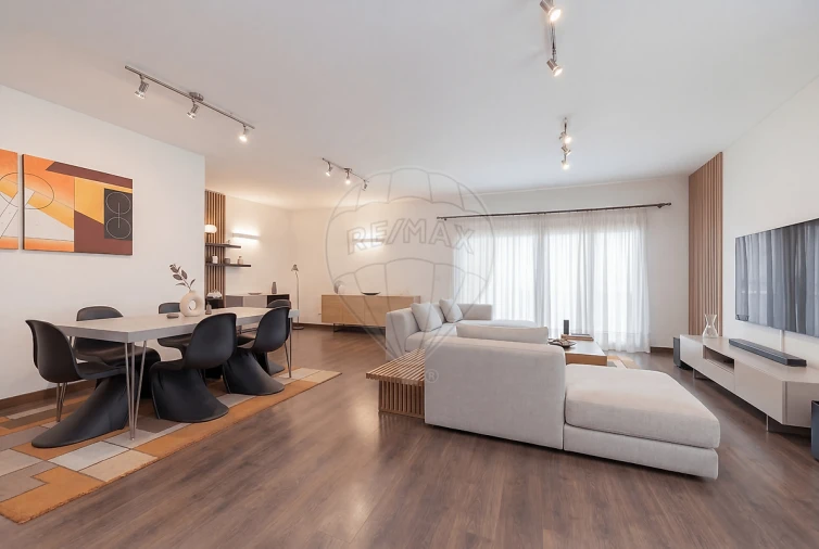 Apartamento T4 para Venda em Alverca do Ribatejo e Sobralinho Foto 18