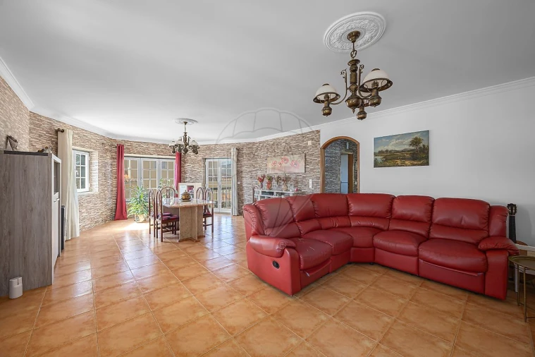 Moradia T4 para Venda em Azueira e Sobral da Abelheira Foto 23