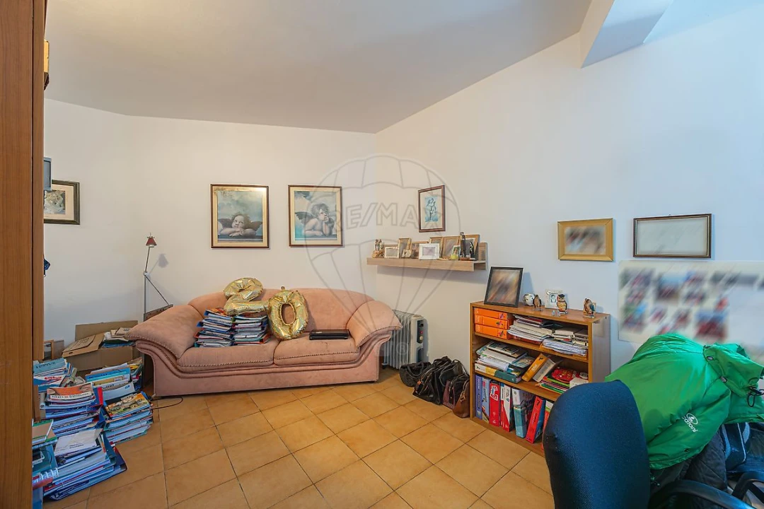 Moradia T4 para Venda em Azueira e Sobral da Abelheira Foto 24