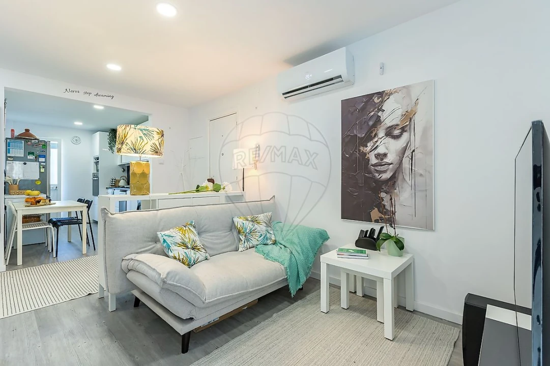 Apartamento T2 para Venda em Vialonga Foto 5