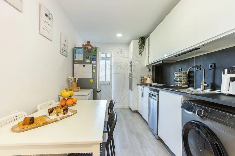 Apartamento T2 para Venda em Vialonga Foto 7