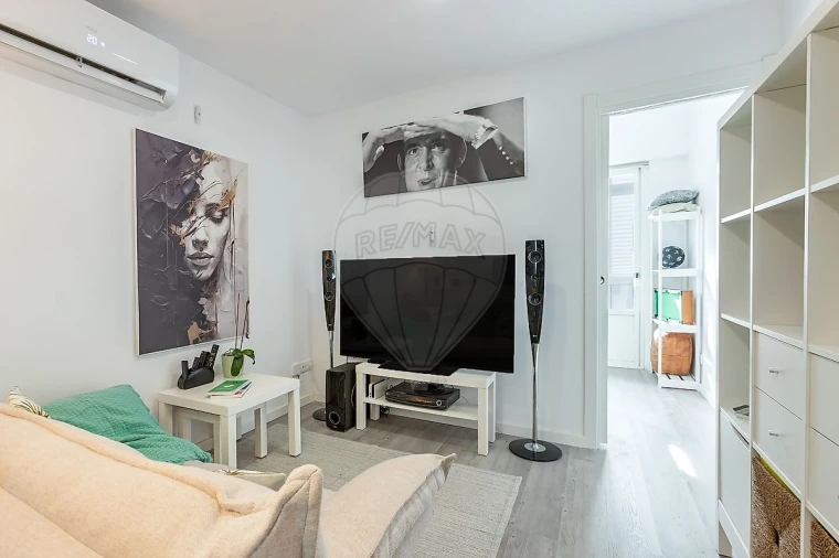 Apartamento T2 para Venda em Vialonga Foto 4