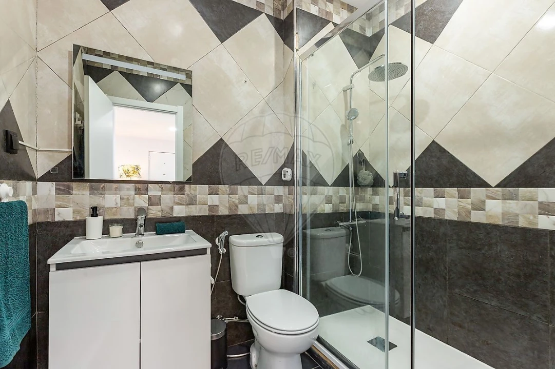 Apartamento T2 para Venda em Vialonga Foto 14