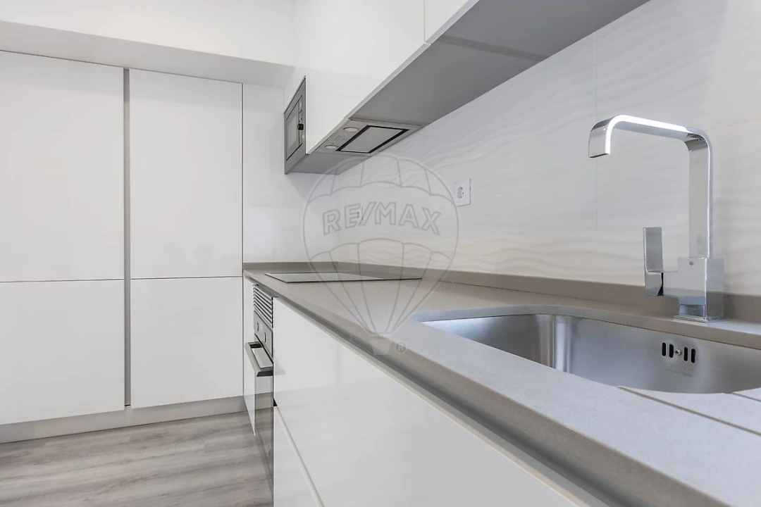 Apartamento T2 para Venda em Olivais Foto 2