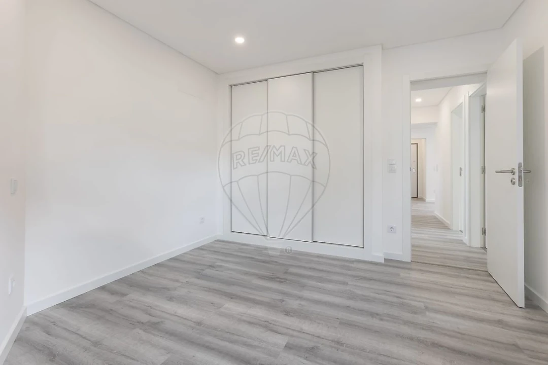 Apartamento T2 para Venda em Olivais Foto 1