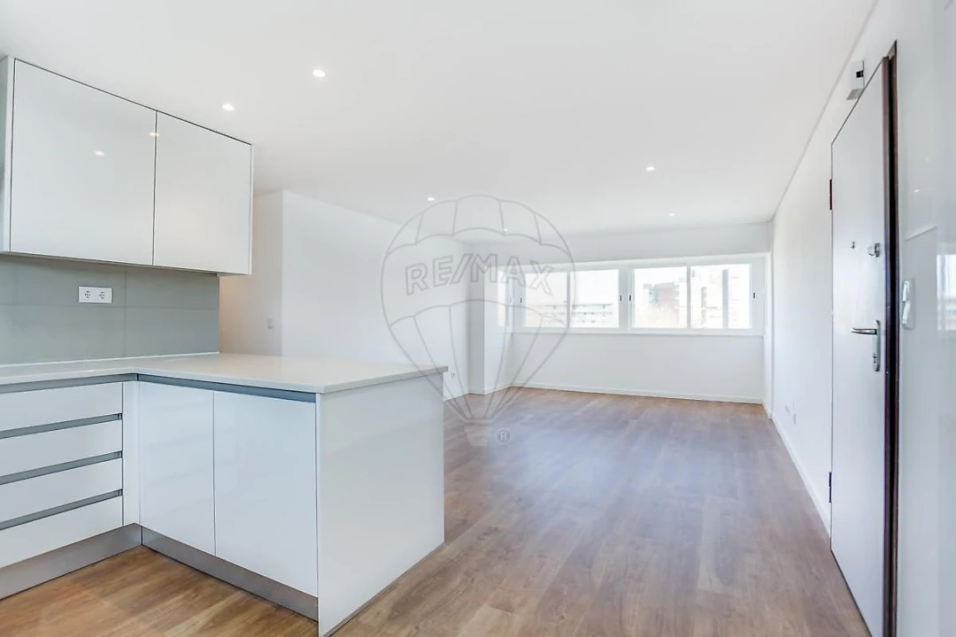 Apartamento T3 para Venda em Olivais Foto 7