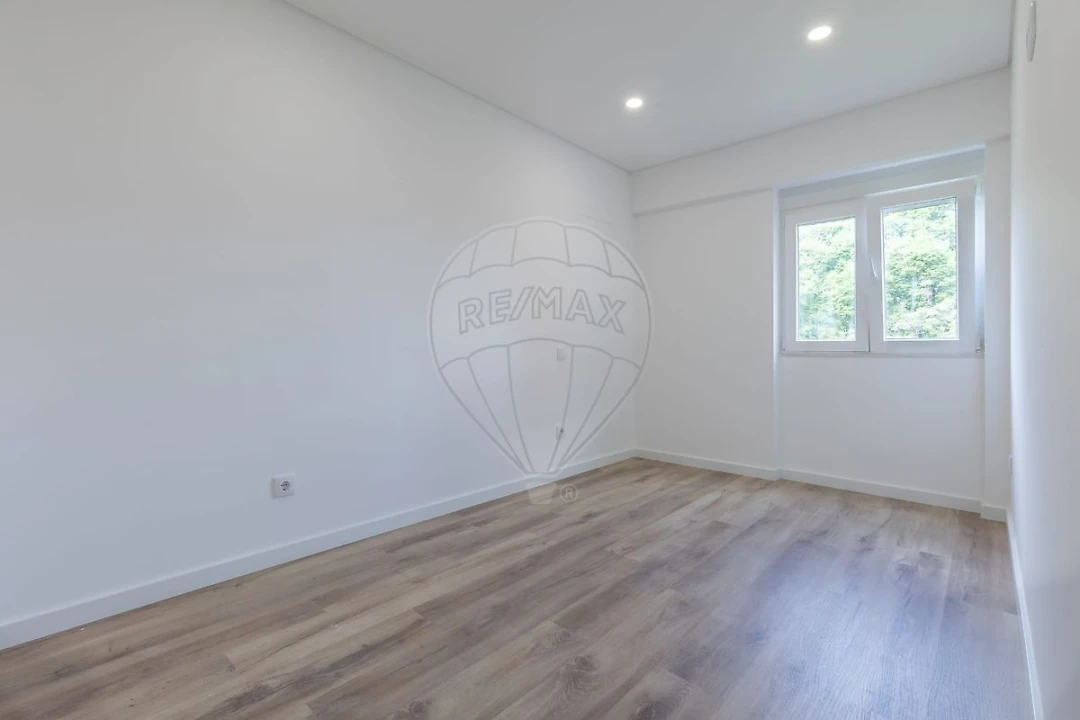 Apartamento T3 para Venda em Olivais Foto 9