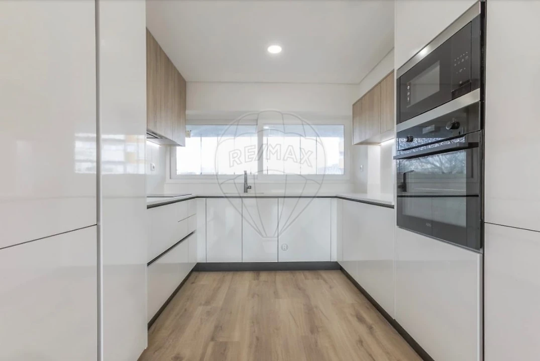 Apartamento T3 para Venda em Olivais Foto 1