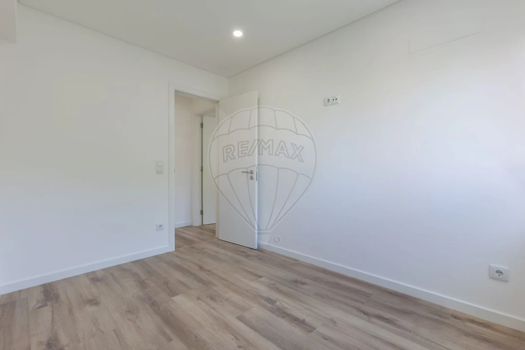 Apartamento T3 para Venda em Olivais Foto 4