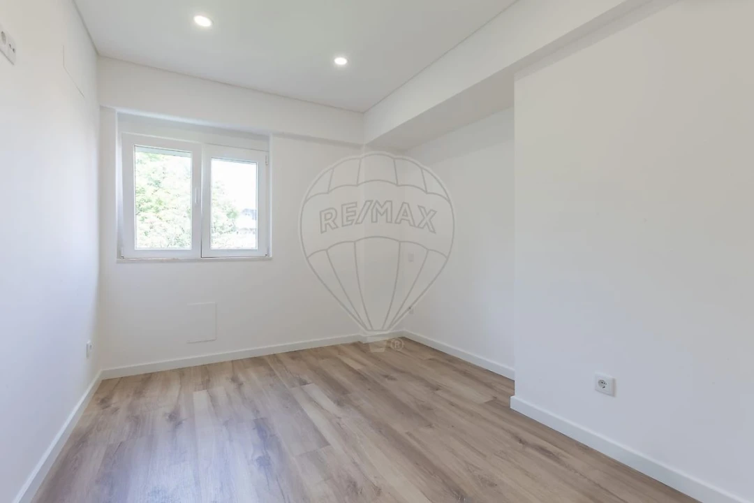 Apartamento T3 para Venda em Olivais Foto 5