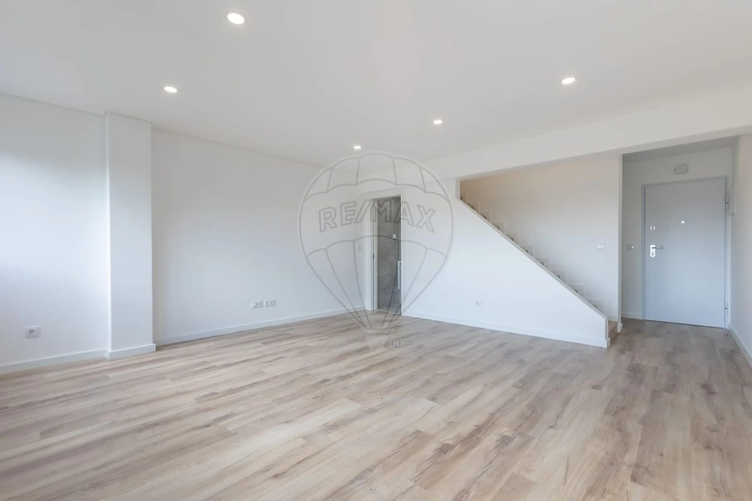 Apartamento T3 para Venda em Olivais Foto 11