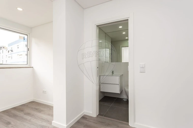 Apartamento T3 para Venda em Olivais Foto 6