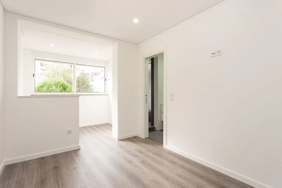 Apartamento T3 para Venda em Olivais Foto 12