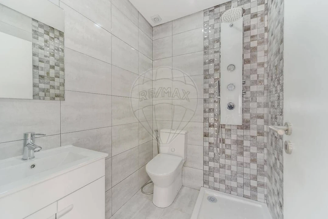 Apartamento T3 para Venda em Olivais Foto 7