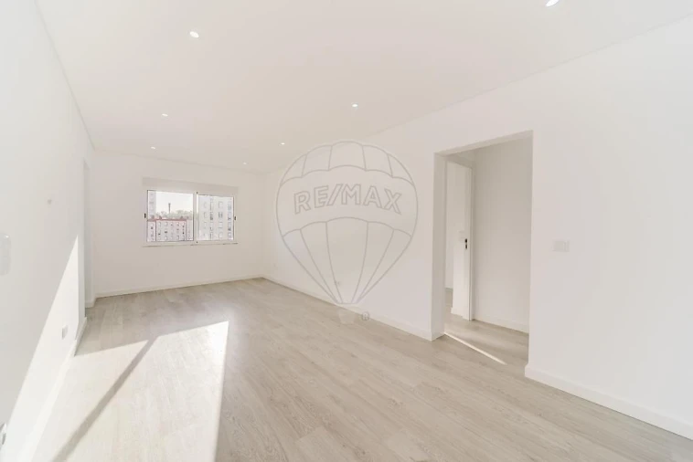 Apartamento T3 para Venda em Olivais Foto 10