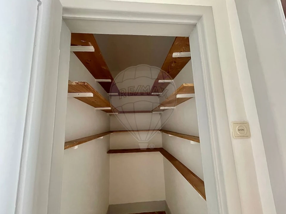 Apartamento T3 para Venda em Moscavide e Portela Foto 5