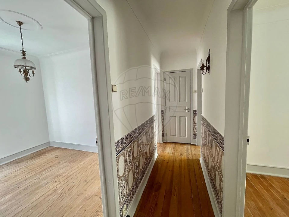 Apartamento T3 para Venda em Moscavide e Portela Foto 2