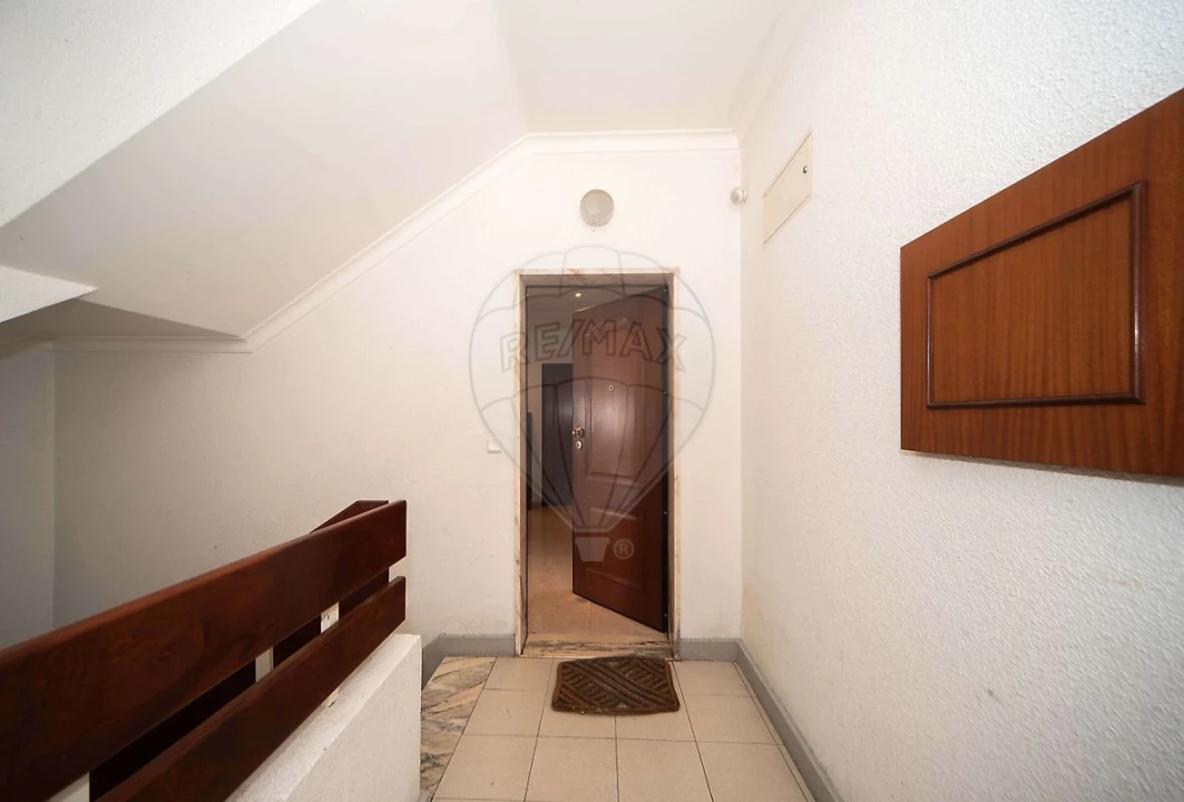 Apartamento T4 para Venda em Samouco Foto 37