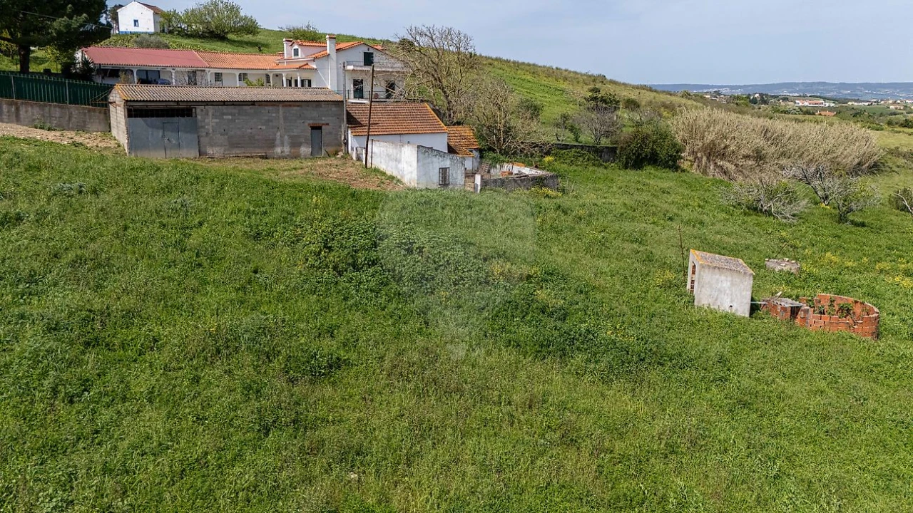 Moradia T2 para Venda em Alenquer (Santo Estêvão e Triana) Foto 32